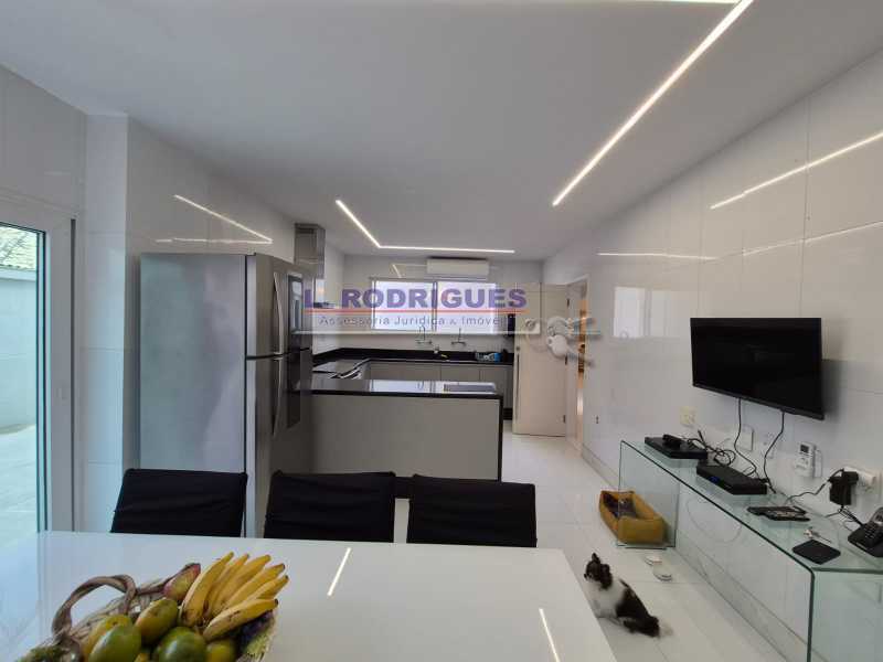 WhatsApp Image 2026-02-06 at 1 - 36