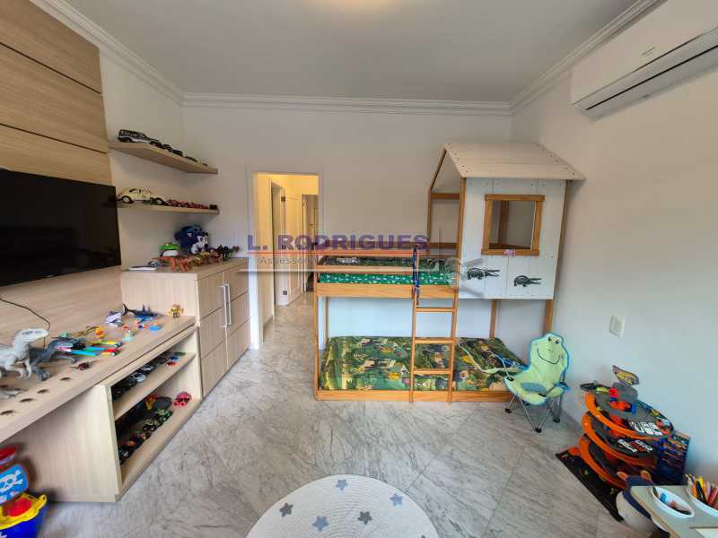 WhatsApp Image 2026-02-06 at 1 - 44