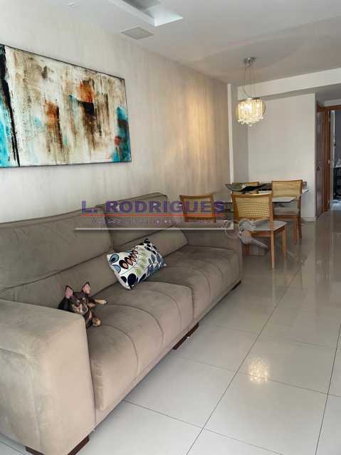 Conheça WhatsApp Image 2026-04-07 at 1 do imóvel - Apartamento com 3 quartos, 1 suíte, à Venda na Freguesia de Jacarepaguá - FGAP30180 - 7 WhatsApp Image 2026-04-07 at 1 - 7