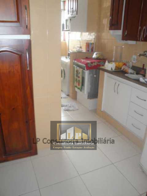 107_G1421767494 - 11