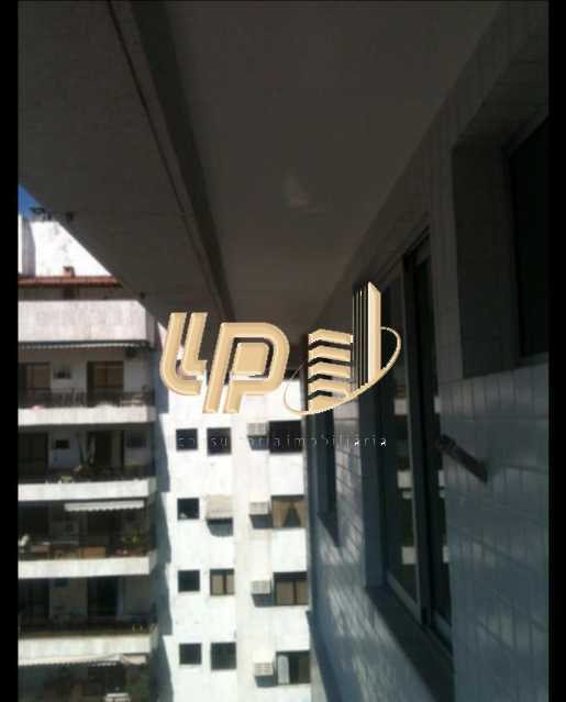 50c0d5ff-c8d3-4cda-bbc5-825fa0 - 4