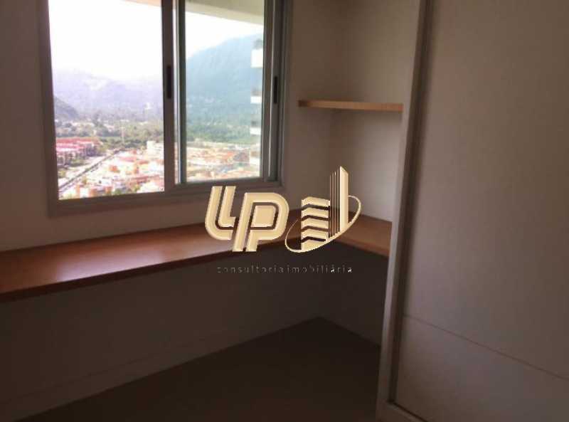 a1b6aec4-3e57-4875-87e9-df203a - 11