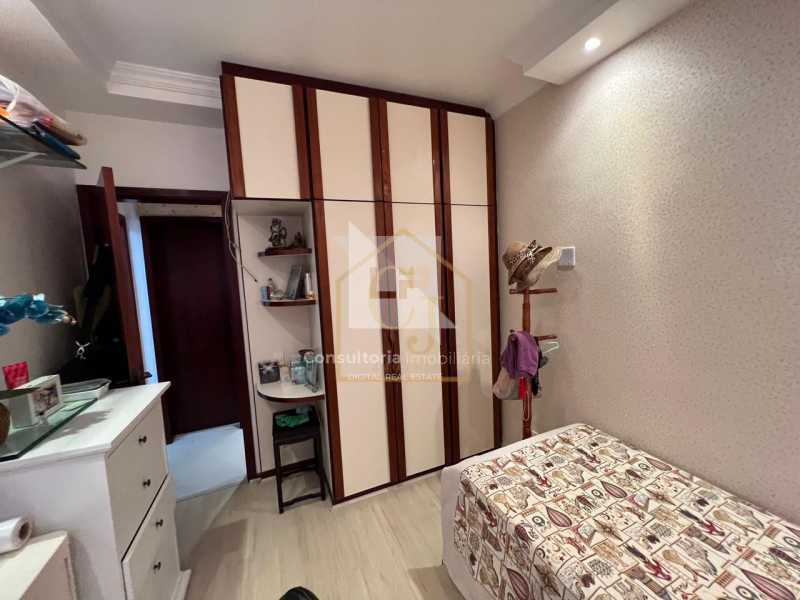 d1234e11-00ea-46cf-a3bb-ef46d6 - 24