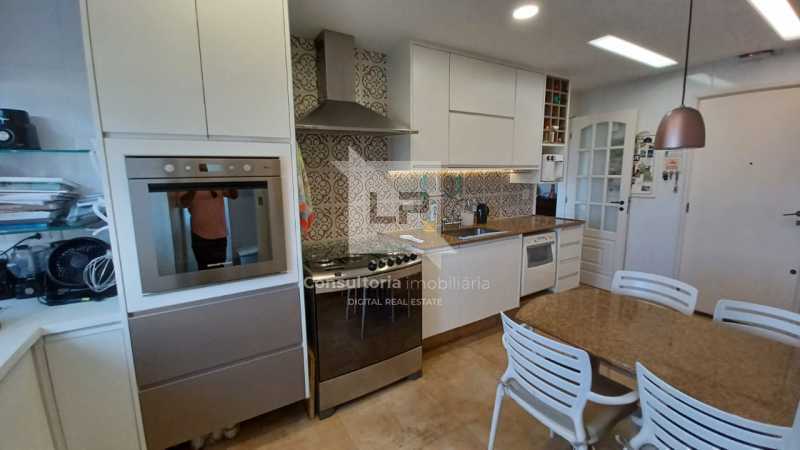 efceed29-2af7-45ed-87e7-1685fc - 30