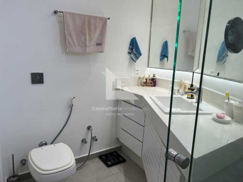 60097bc5-ef04-464f-bbb8-bdefd1 - 13