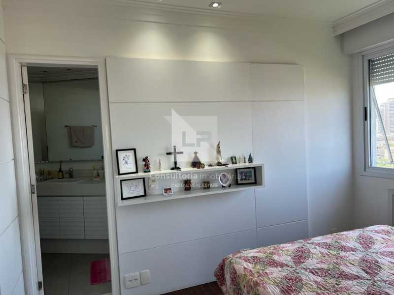 bbd80ca0-51d9-46b0-8495-e274ab - 18