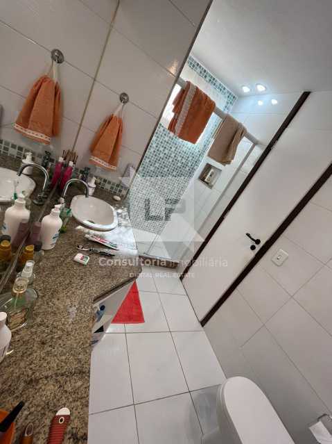 881ea201-759b-467e-b51a-a4a7cf - 17