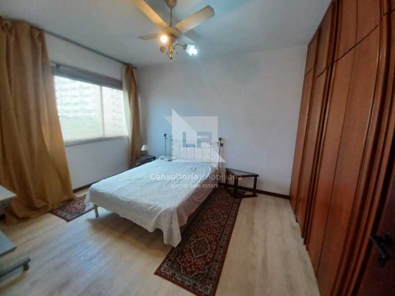 1a39caef-8a85-4514-af73-de165f - 23