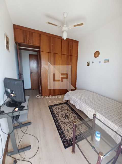 4c0bf82d-7a09-4e43-8bc4-34f49f - 17