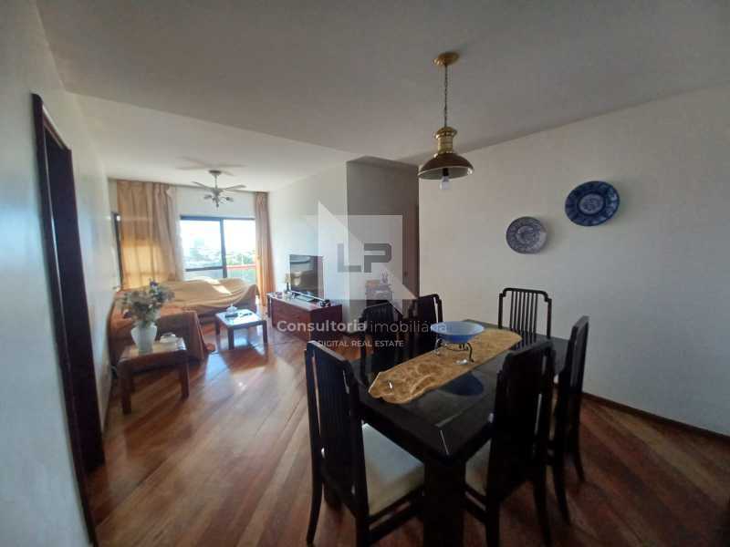 75fb05e7-1a47-46a4-b7e8-baa4e7 - 7