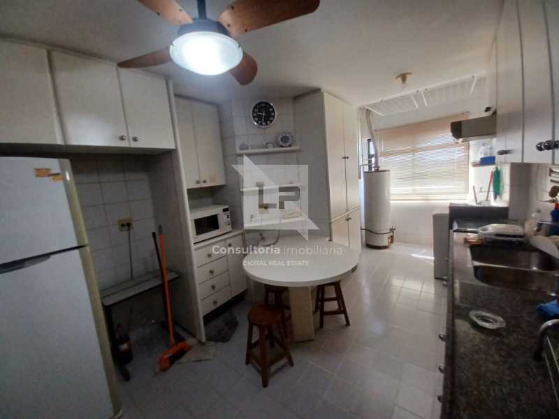 62309173-d9a6-412d-afa7-281bb2 - 27