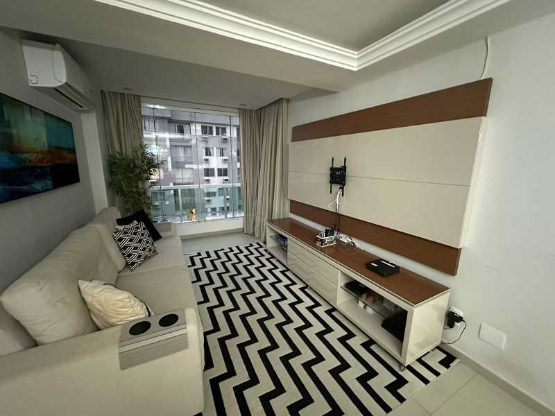 e40705ad-5acd-47b9-b422-277a82 - 4