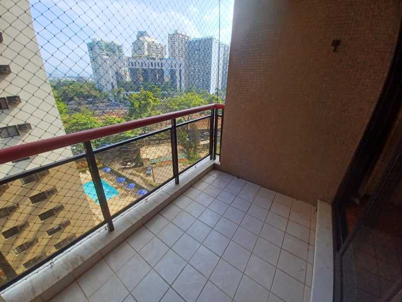 00f3e3de-3b44-4a8c-91d8-6d4936 - 4