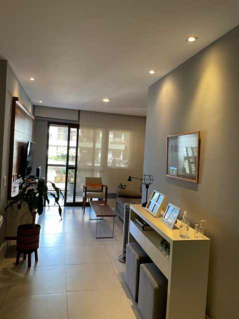 9edfd18c-6d77-4504-8101-002eee - 5