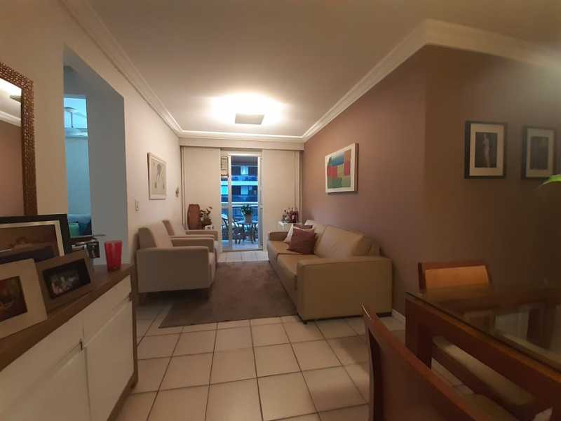 64b856d6-c23a-46b8-adb8-6bab03 - 4