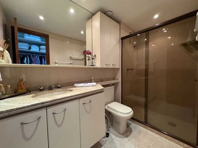 66eab443-b1db-45d9-b32e-d45c9b - 16