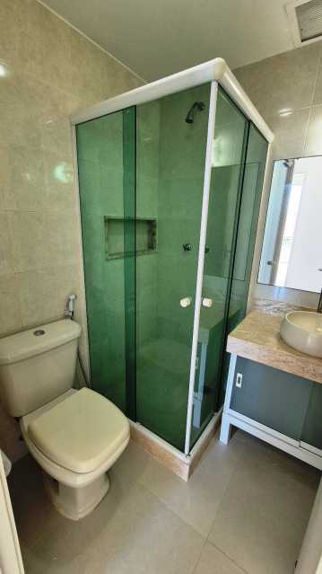 8d7b68e7-613c-4d70-b82e-76f095 - 8