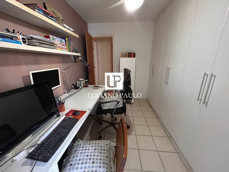 Conheça QUARTO 01 do imóvel - Apartamento à venda Avenida Prefeito Dulcídio Cardoso, Barra da Tijuca, Rio de Janeiro - R$ 1.159.000 - LPAP21188 - 18 QUARTO 01 - 18