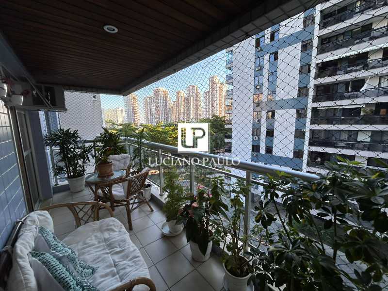 Conheça VARANDA 01 do imóvel - Apartamento à venda Avenida Prefeito Dulcídio Cardoso, Barra da Tijuca, Rio de Janeiro - R$ 1.159.000 - LPAP21188 - 9 VARANDA 01 - 9