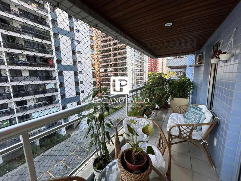 Conheça VARANDA 02 do imóvel - Apartamento à venda Avenida Prefeito Dulcídio Cardoso, Barra da Tijuca, Rio de Janeiro - R$ 1.159.000 - LPAP21188 - 8 VARANDA 02 - 8