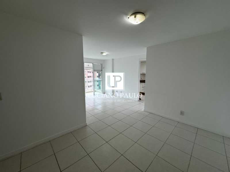 786b477c-7f3c-49b3-b494-65921f - 13