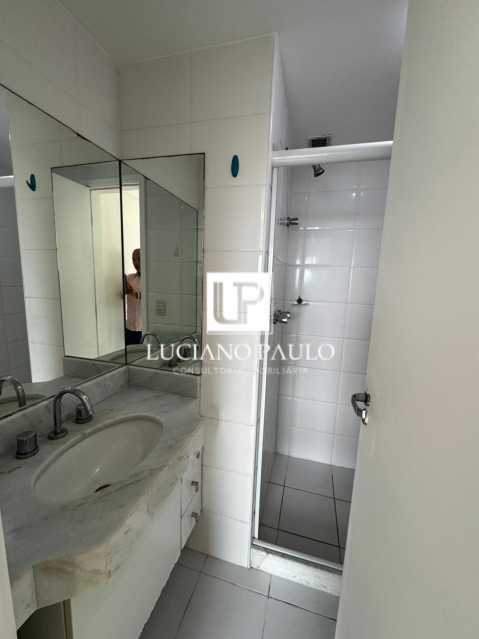 aada4a4b-7402-4fcf-b169-4ac942 - 28