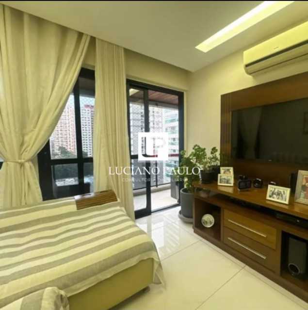 1f54409d-79ba-44bf-8330-aff22e - 4