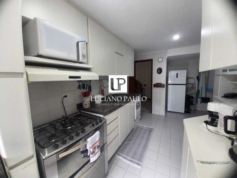 Conheça cozinha 01 do imóvel - Apartamento à venda Avenida Prefeito Dulcídio Cardoso, Barra da Tijuca, Rio de Janeiro - R$ 1.850.000 - LPAP40204 - 25 cozinha 01 - 25