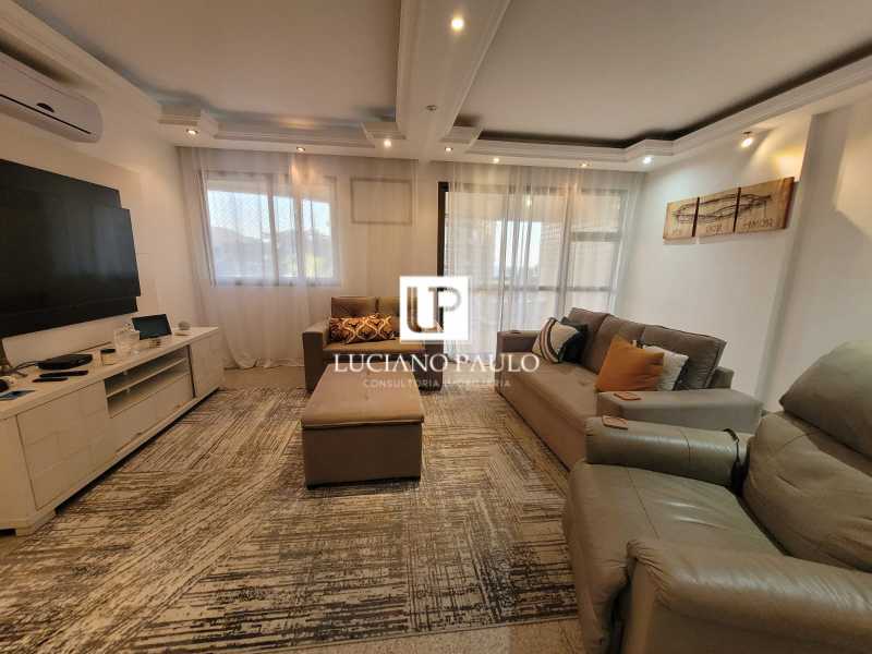 2ae2a5d0-d6d4-48e5-8320-c638ca - 2