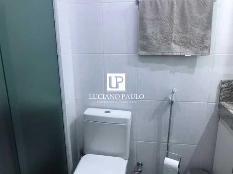 fb383db8-09f8-4640-8b12-4aad12 - 27