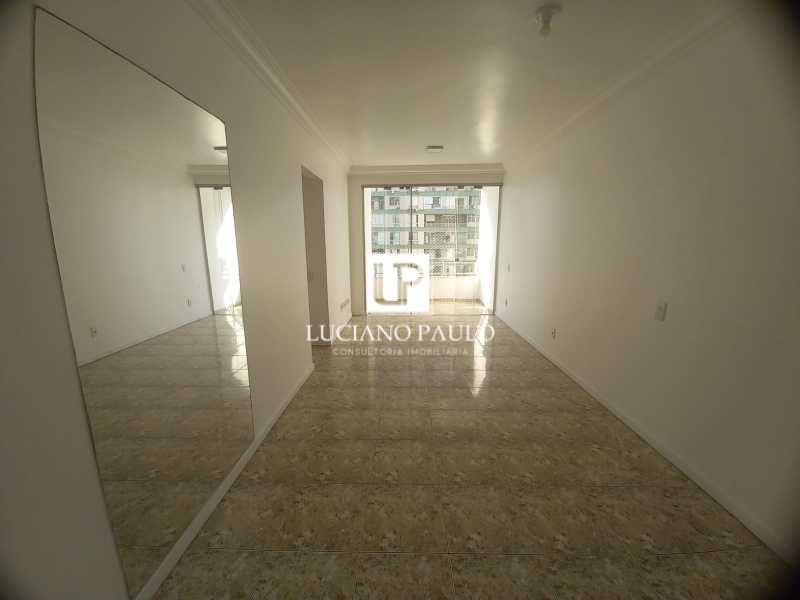 Conheça Imagem do WhatsApp de 2025-08- do imóvel - Apartamento à venda Avenida Prefeito Dulcídio Cardoso, Barra da Tijuca, Rio de Janeiro - R$ 949.000 - LPAP21229 - 9 Imagem do WhatsApp de 2025-08- - 9