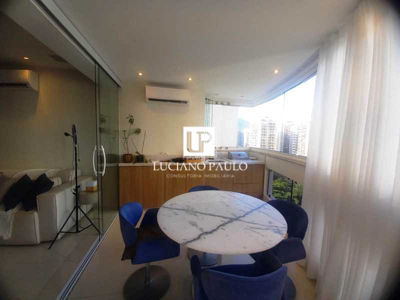 5a3e18b4-45cd-405a-8229-3e852a - 5