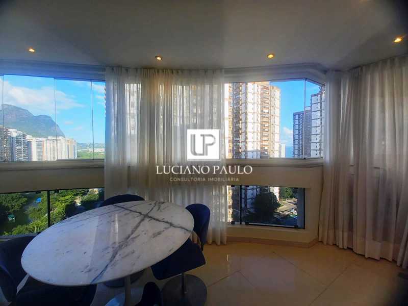 e04fdd4b-63ac-41e0-bcfe-31f61c - 7