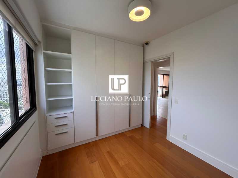 7f3720c6-5d6e-4c9c-98d8-cbc824 - 25