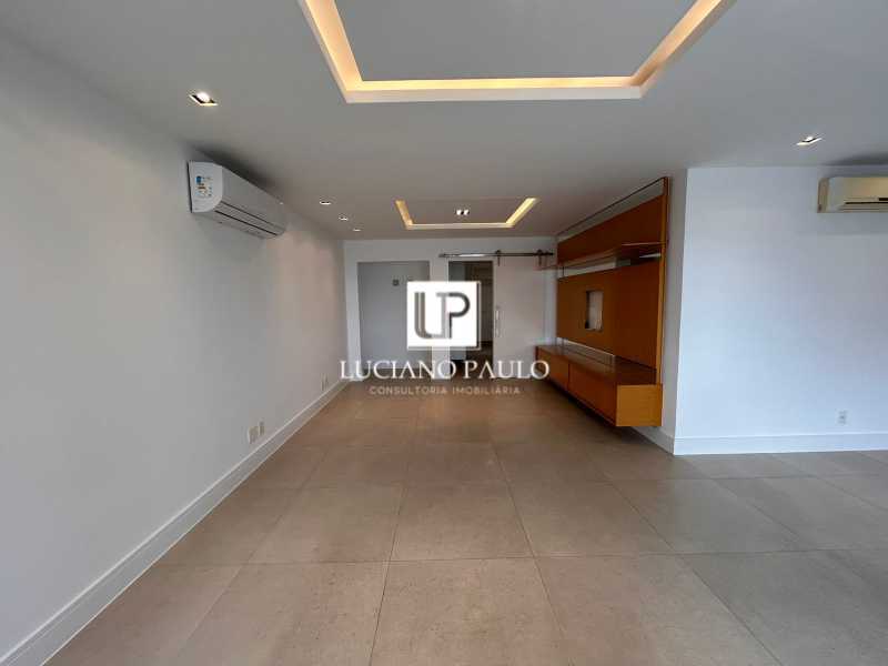 444f3176-768e-475e-afdb-af1e33 - 8