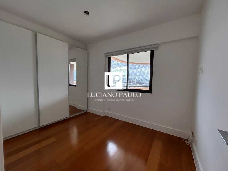 54f6c5c5-9db3-45f3-b383-a562e6 - 21