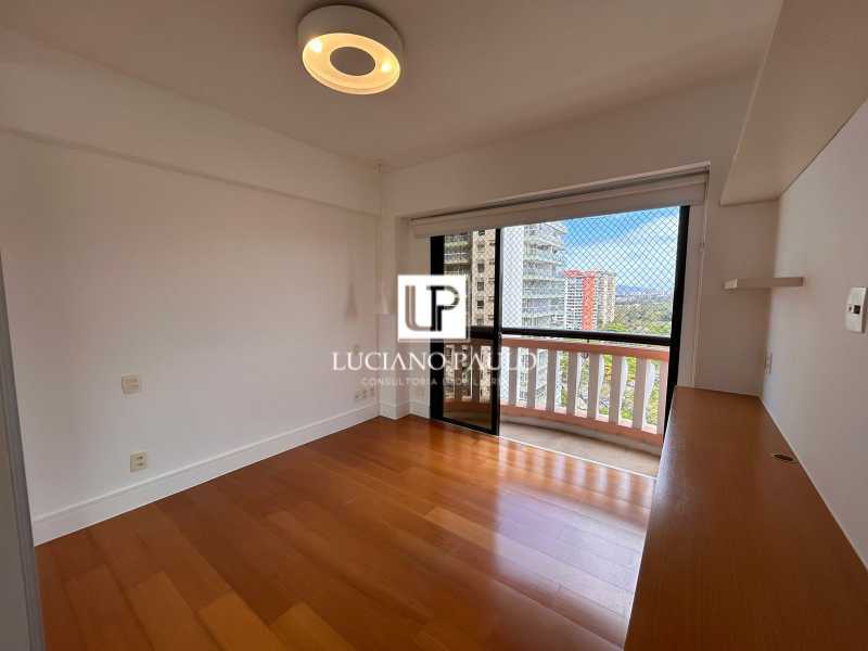 b276a272-796d-48b2-810c-fd87a2 - 13