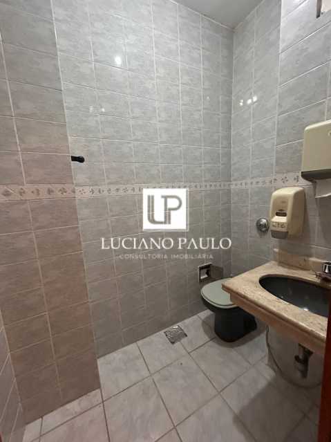 f8e2a46f-3ab4-4889-882b-01f7d5 - 10