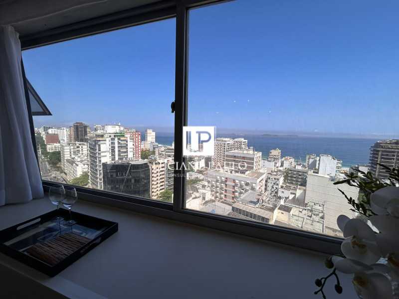 d6e3d966-0ae7-4b4c-8878-26cbb1 - 17