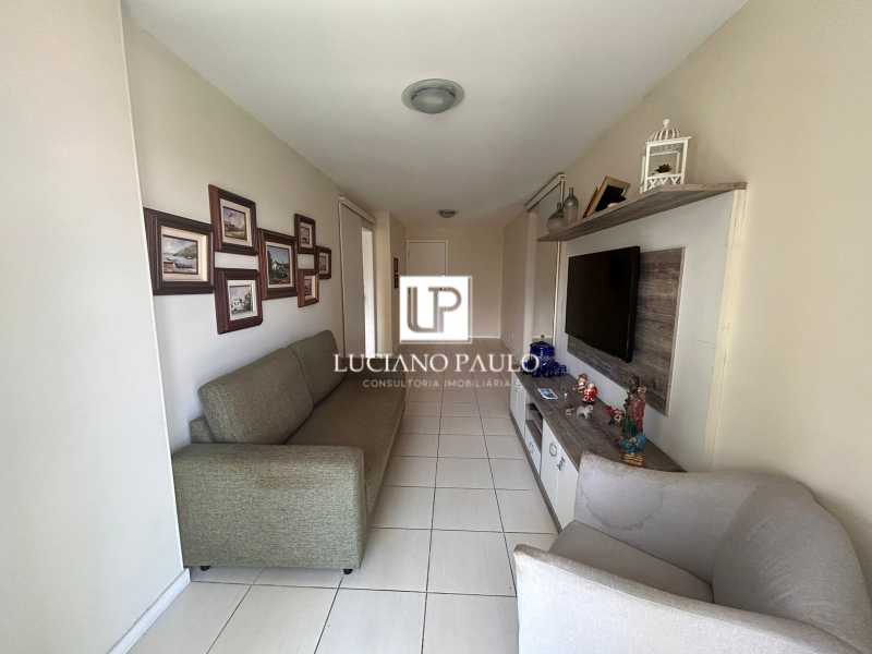 7e8e71e3-a06c-44ba-a898-f93247 - 8