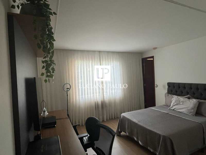 5c2e9e43-5d31-4fa8-a28e-f24811 - 17