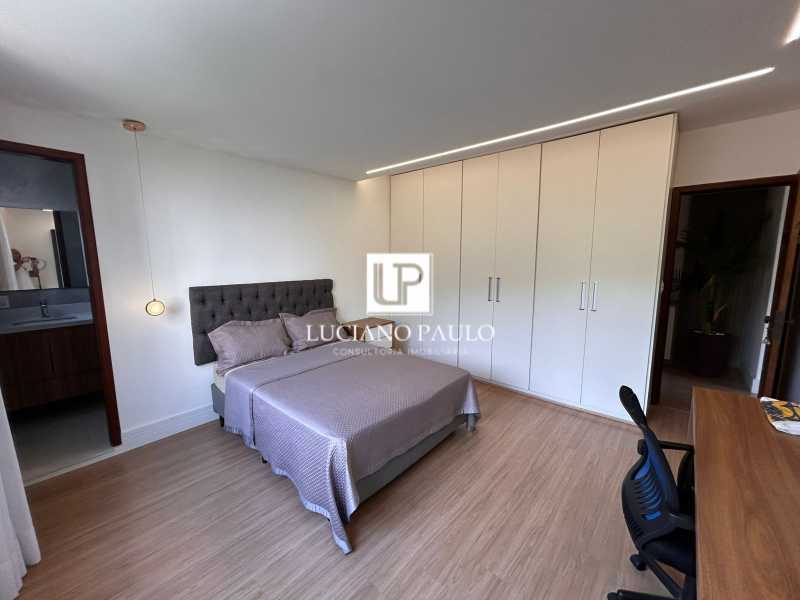 adadf0db-f9f4-4219-b580-21847a - 18