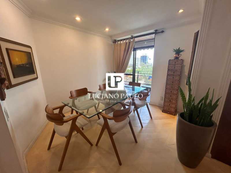 072a7c93-58a2-4674-8c78-8f4764 - 13