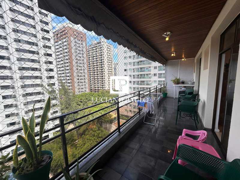 d188c872-017c-4e44-b18e-f1ad53 - 6