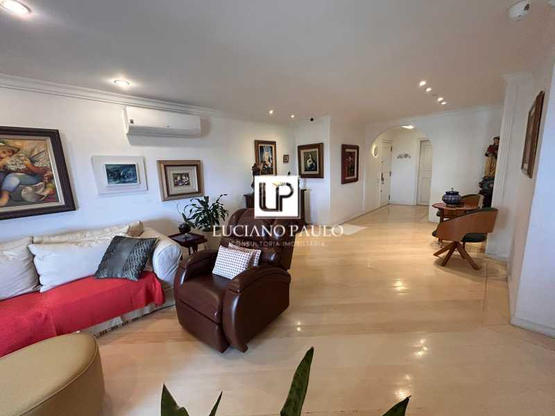 d964224b-216a-4795-b6cf-1149d7 - 18