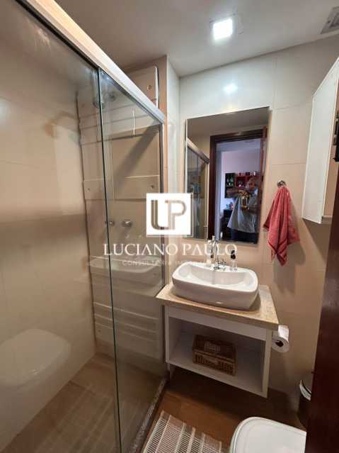 7f005180-fb5f-40bd-8f5f-34b5b5 - 16