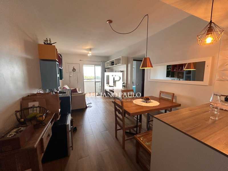 e97bdfac-6268-41c0-af07-367917 - 12