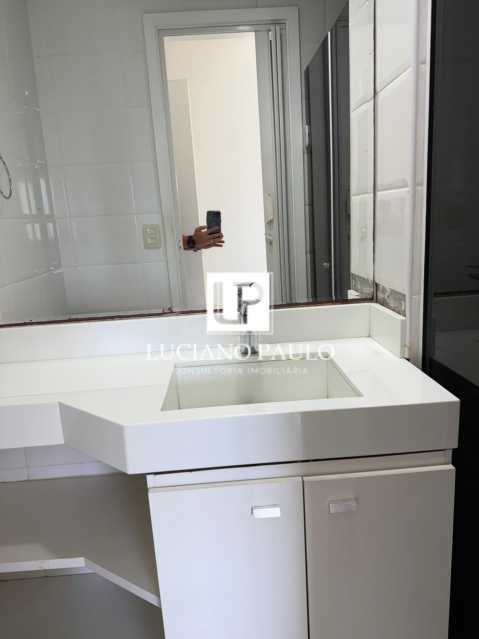 d654b875-d1c8-4aaf-bb0a-326ac1 - 6