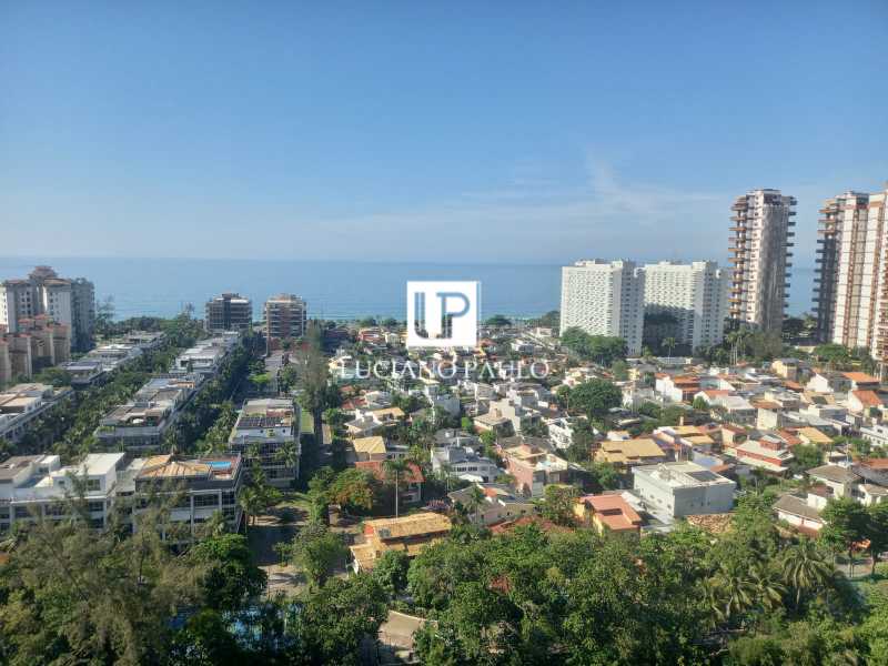 5a2ed4e6-bbc8-4342-afec-2786a1 - 1