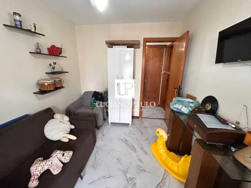 fe56c133-56c7-4d1a-8706-10c335 - 17